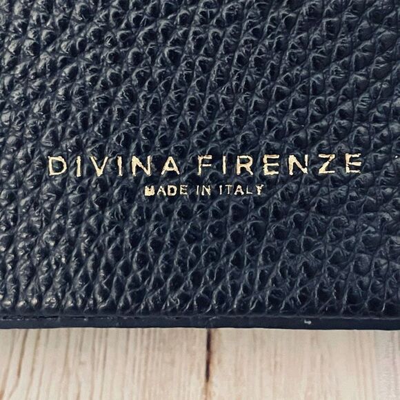 NWT DIVINA FIRENZE Black Tan Pebbled Italian Leather Convertible Backpack Bag main image 6